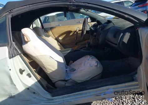 2001 Mitsubishi Eclipse Spyder Gs z USA, uszkodzony, nr VIN 4A3AE35GX1E006242